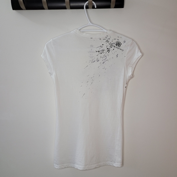 Rock & Republic,Women's White T-Shirt - Picture 8 of 9